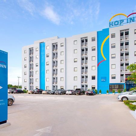 Hop Inn Roi Et Luaran gambar